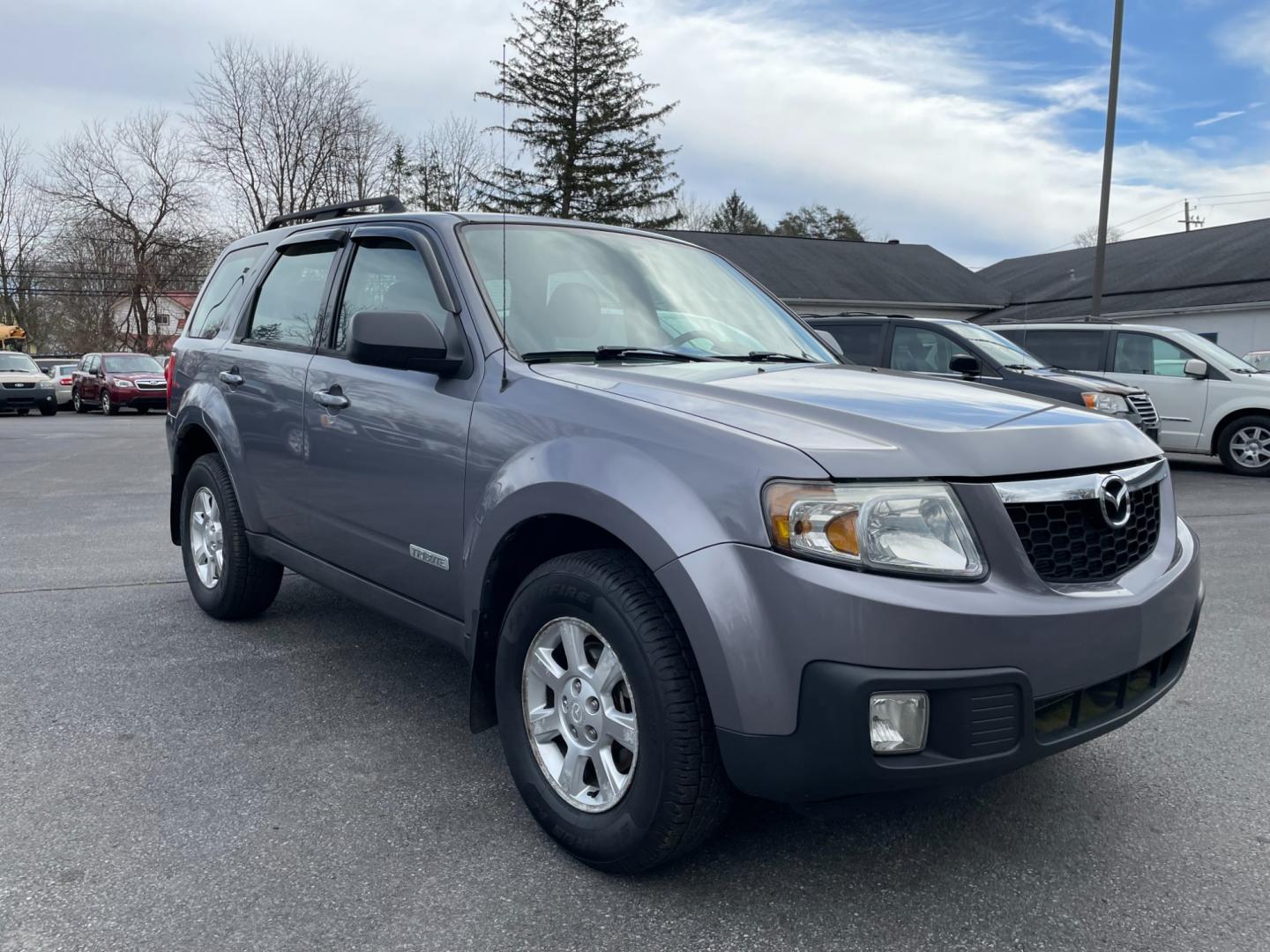 2008 grey Mazda Tribute i Grand Touring 4WD (4F2CZ92Z58K) with an 2.3L L4 DOHC 24V engine, 4-Speed Automatic Overdrive transmission, located at 101 N. Main Street, Muncy, PA, 17756, (570) 546-5462, 41.207691, -76.785942 - Photo#1